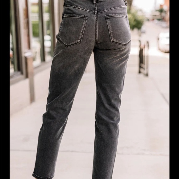 KanCan: Remember It Well Washed Black High Rise Cropped Jeans-NWOT - Picture 5 of 6